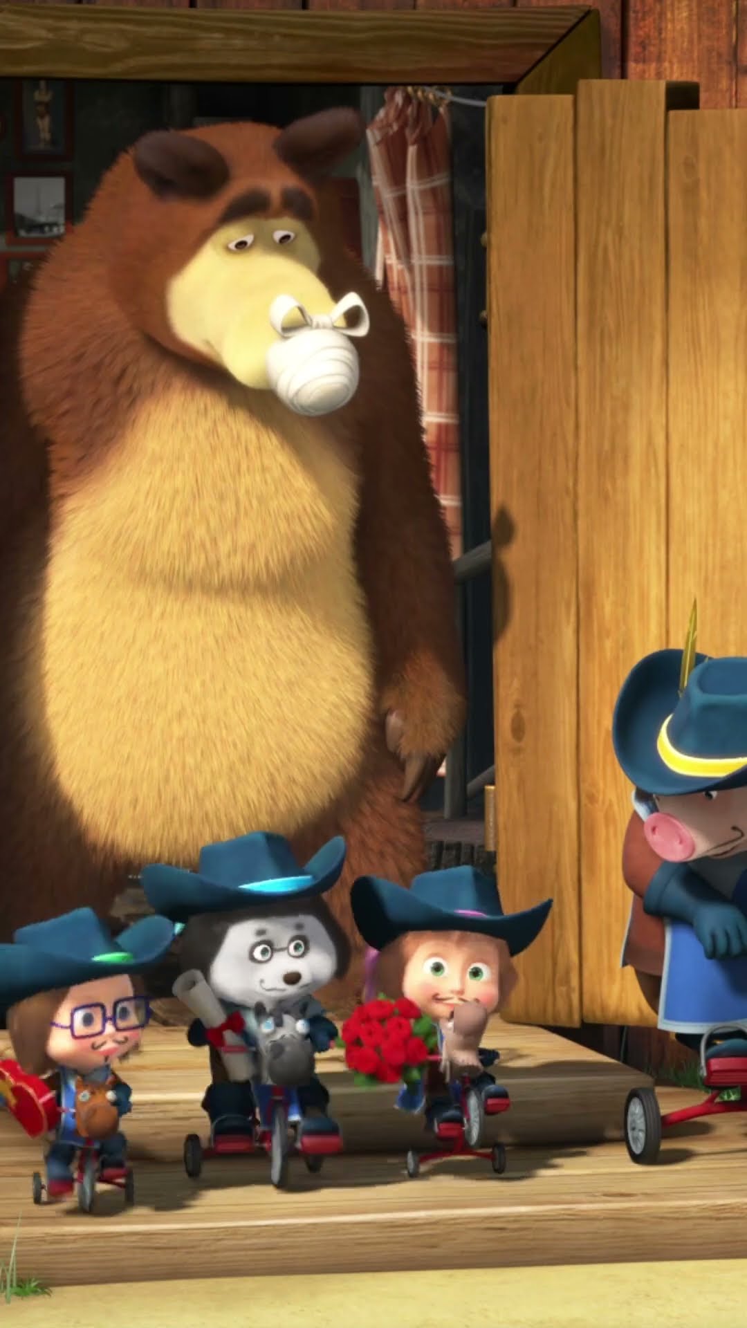 Musketeers, let's go! ⚔️? #TheThreeMashketeers #MashaAndTheBear #Shorts #cartoonforkids #kids