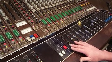 FaderMate Moving Faders in ex-Olympic Raindirk