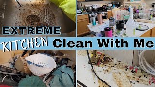 No one Cleaned for Months! Free Cleaning 🧽 for Overwhelmed Family