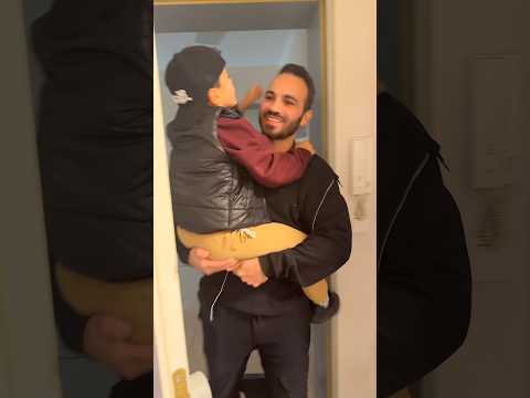 لما يعرف إنو بابا جاي ومعه مفاجأة    عيلة  اكسبلور