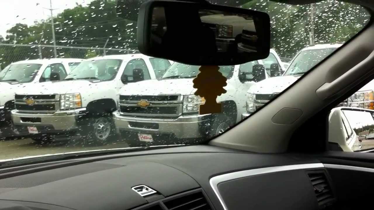 2011 Chevrolet Traverse White Diamonds - YouTube