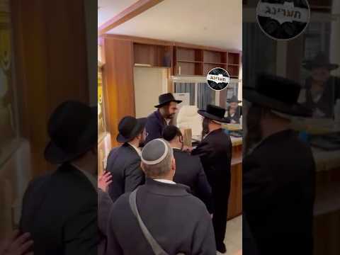 כ"ק גאב"ד היכל הוראה הגר"מ בראנדסופר בביקור אצל הגאון הינוקא