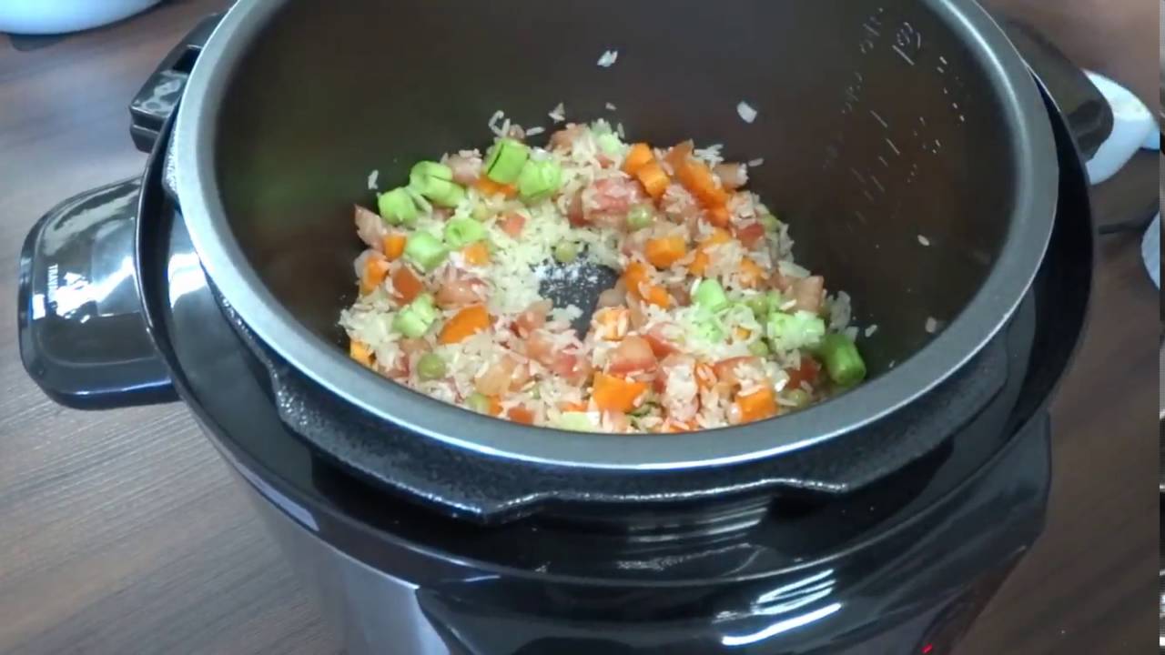 Arroz Colorido na Panela de Pressão Elétrica - YouTube