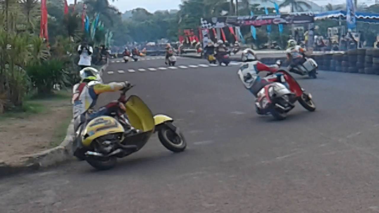 Road Race Vespa Brigif With VAR AVR RACING TEAM BANDUNG YouTube