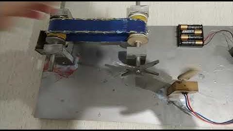 Manufactured parts and assembled model of mini conveyor using geneva mechanism