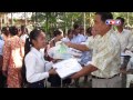 91 Poor Students in Kampong Cham Get Scholarship from Kape  Organization