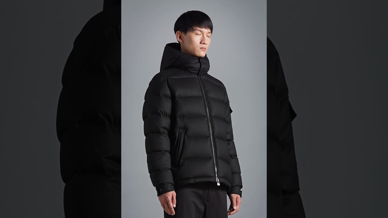 Montgenevre Short Down Jacket (Black) 