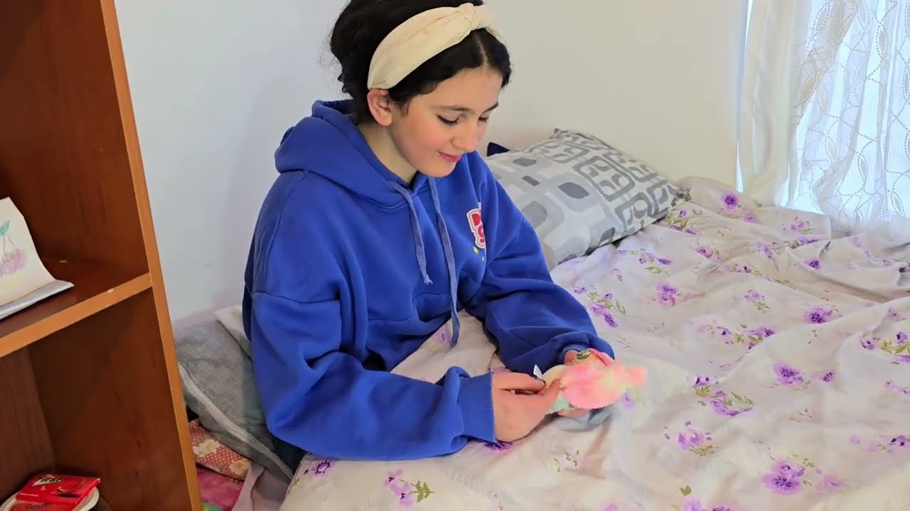 لابوبو الشريرة  رجعت على البيت😭ميرا قطعتها نصفين _لن تصدقو  ماذا وجدنا بداخلها _رأسها !!