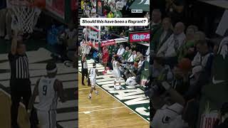 Download Lagu Had dit een grove overtreding moeten heten? 🤔 #overtreding #michiganstate #basketbal #cbb MP3
