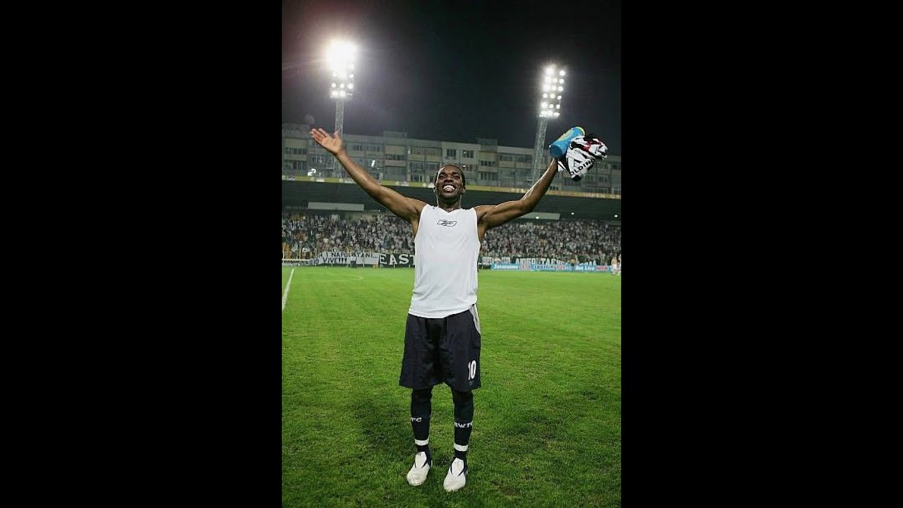 Легенда нигерийского футбола, Джей Джей Окоча