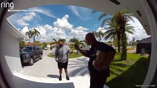 Video shows FedEx worker stop attempted robbery