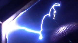 LIGHTNING IN YOUR FACE - Tesla Coil Eruption