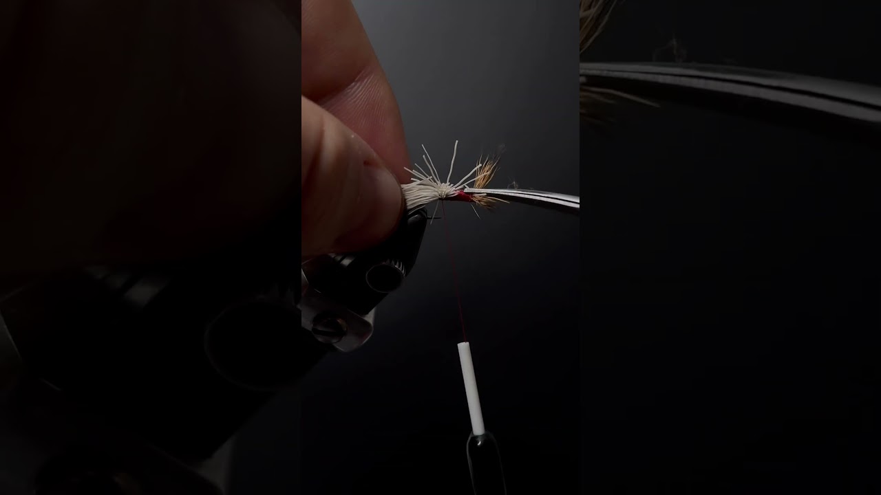 A traditional Red Humpy #flytying #flyfishing #fishing