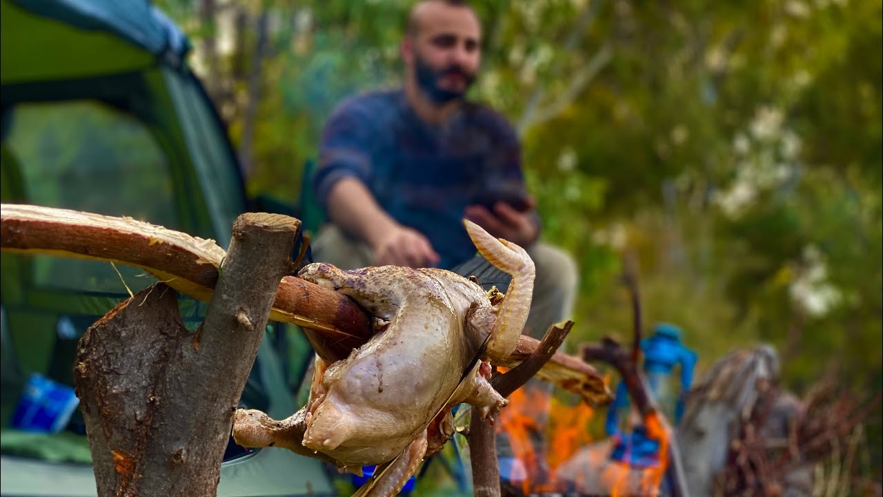 من اجمل مناطق التخييم في الاردن/🇯🇴/campingتخييم فردي/شوي الدجاج على الطريقه البدائيه