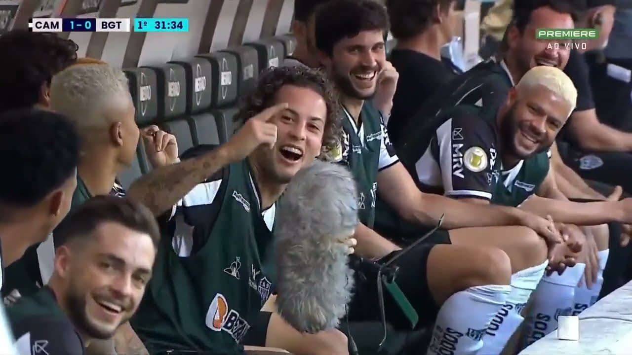 guga com o microfone