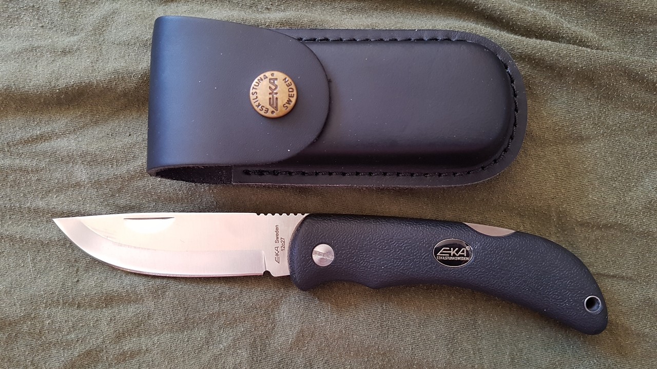 EKA Swede 10 Folding Knife With Leather Sheath That Does Not Fit
