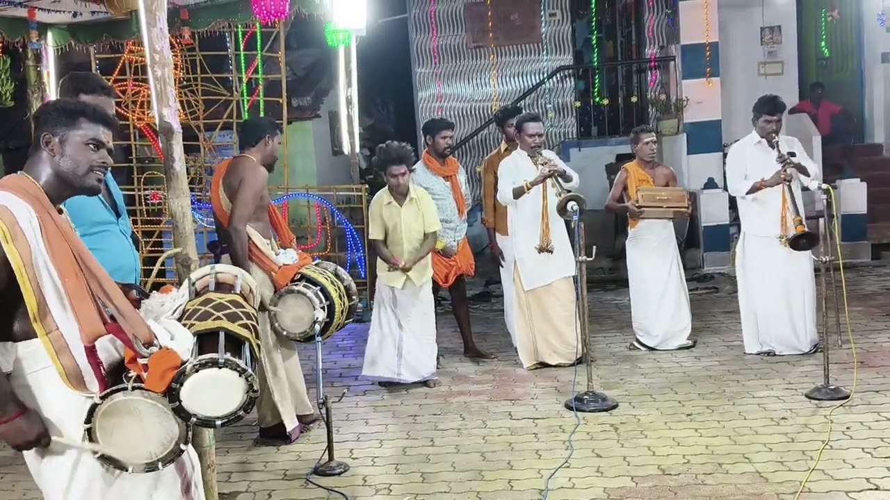 காரியாபட்டி சேகர் பிச்சாள் நையாண்டி மேளம் சாமி அழைப்பு சிலைமான் சங்கையா கோவில்....