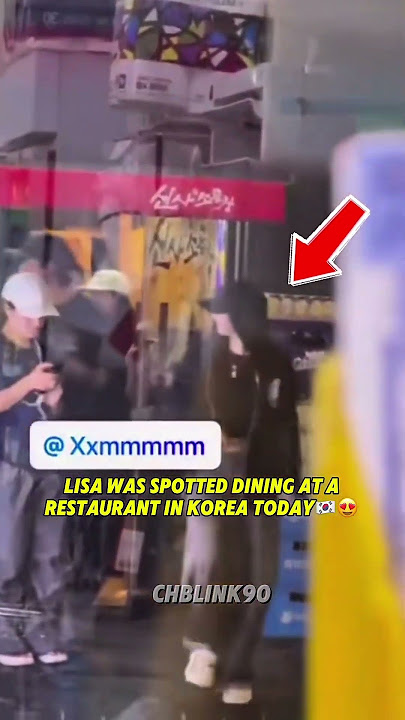 Lisa was spotted dining at a restaurant in Korea today #lisa #blackpink