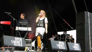 Austra - Future Politics (Live @ Open Source Festival)