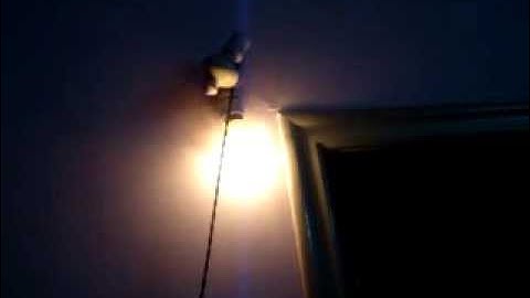 Digital AC Dimmer: Using Arduino control your light brightness or fan speed.