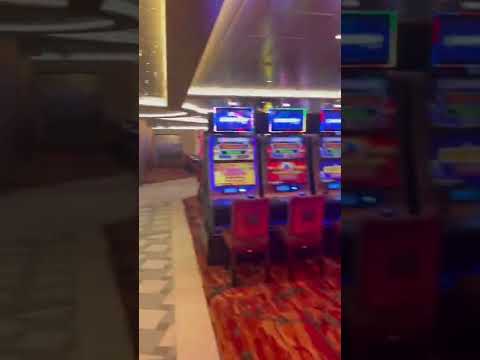 Muchos juegos gratis para lo poquito que paga 🫣#slot #casino