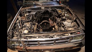 22RE Engine Removal: 1985 4Runner Restoration