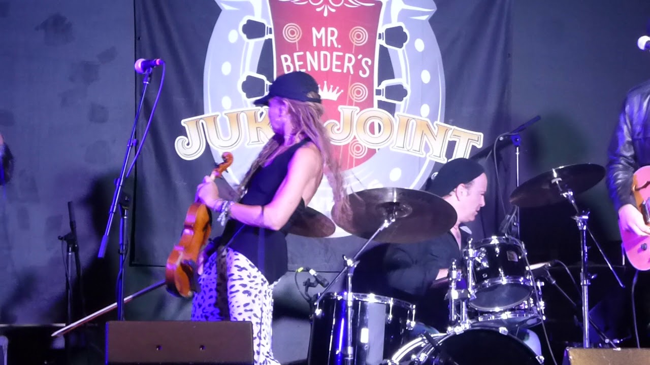 AJ Fullerton with Anne Harris - Big Blues Bender, Las Vegas 2018.