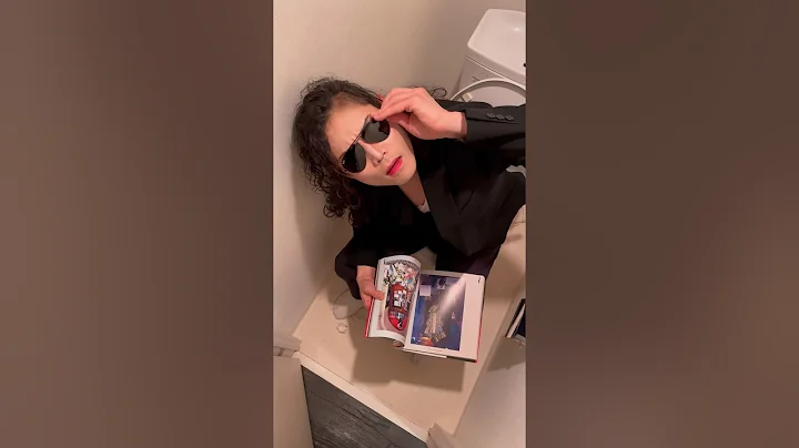 I live underground 🤫 #michaeljackton #moonwalk #kingofpop #neverland #mj #michaeljackson