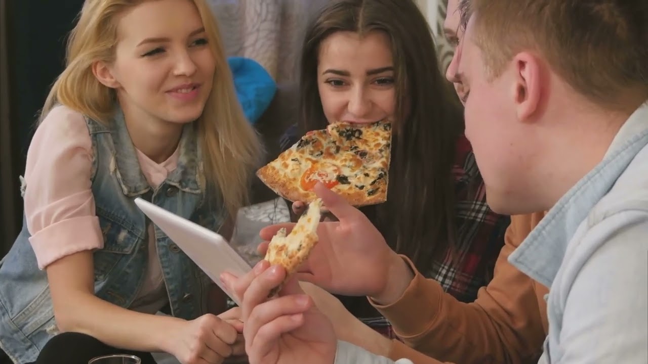 King Fredrick's Hilarious Hawaiian Misadventure with Chef Pee Pee!