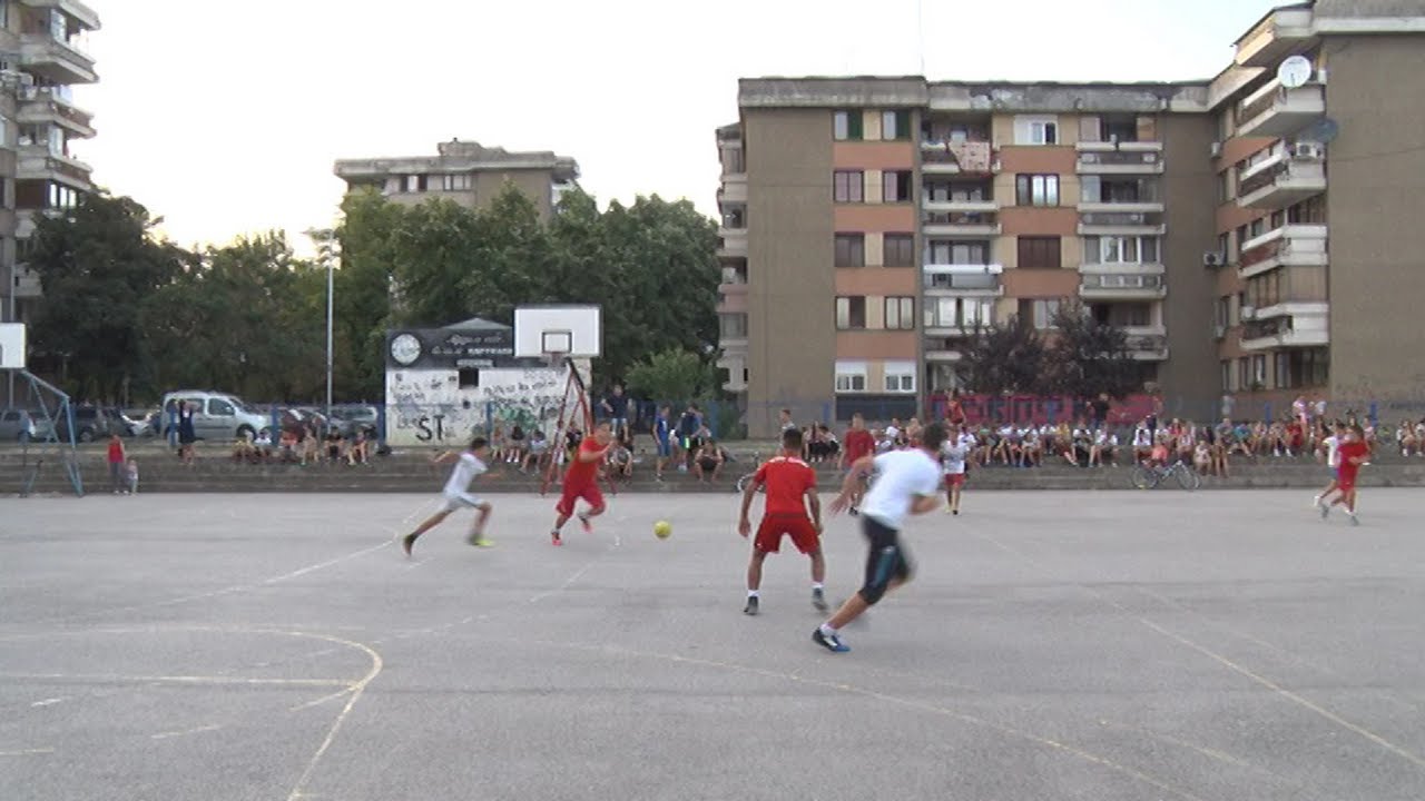 Tinejdžeri organizovali turnir u fudbalu