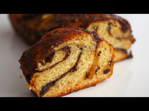 Video: Pasqua Cremosa Con Noci, Scorza E Frutta Candita