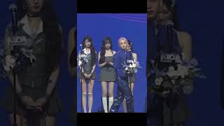 Felix Got So Awkward Performing In Front Of Ive