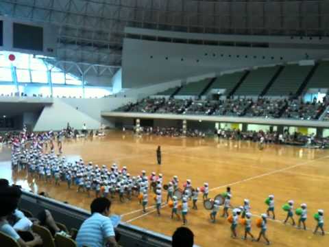 幼稚園の鼓笛隊（年長さん）