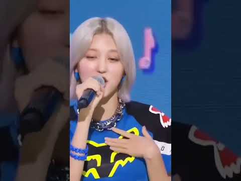 "내 장점이 뭔지 알아?/바로 아이븐거야☺️"