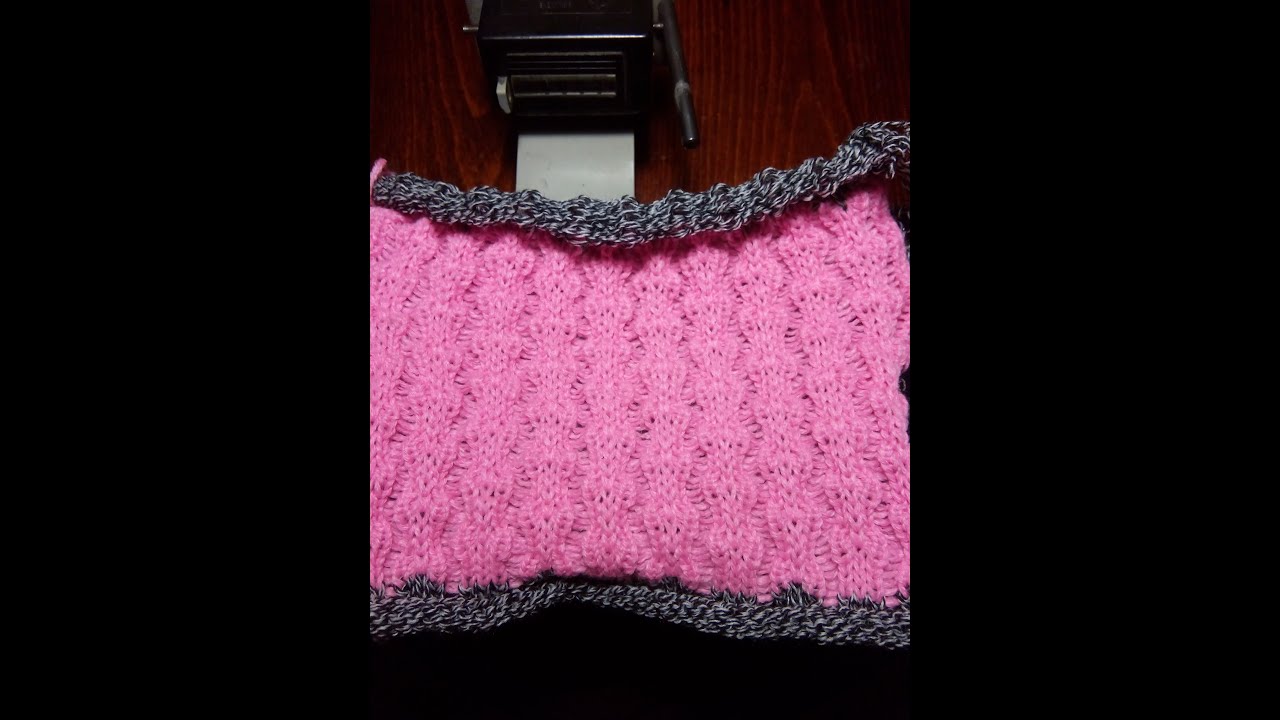 Прессовый узор на вязальной машине.