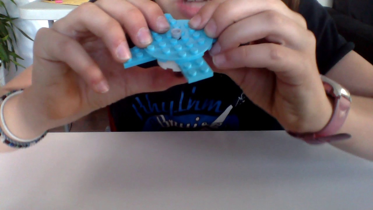 comment faire un hand spinner en lego!!!!! - YouTube