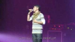 Download Lagu UNGU goes to esplanade - Cinta Dalam Hati MP3