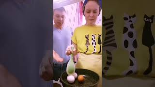 Яичный завтрак😜 #жиза #юмор #прикол #семья #видео #смешно