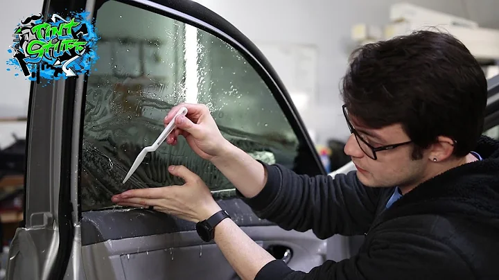 簡單易懂的窗戶膜收邊技巧 | 無需拆除車內板件