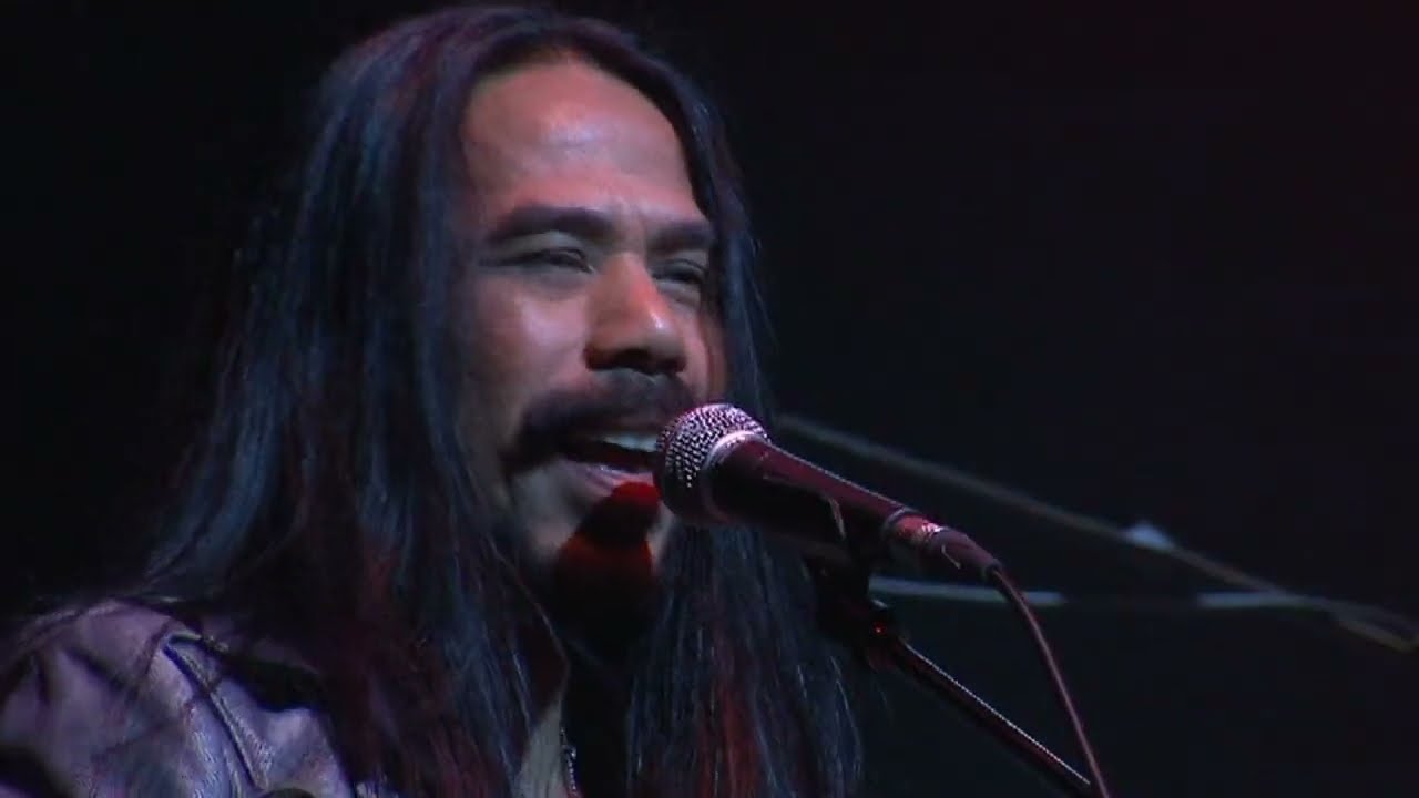 Watch KEMBARA - BUNGA BAKAWALI (LIVE) - (LIVE KONSERT KEMBARA EKPRESS RAKYAT @ ESPLANADE SINGAPORE) on YouTube Watch KEMBARA - BUNGA BAKAWALI (LIVE) - (LIVE KONSERT KEMBARA EKPRESS RAKYAT @ ESPLANADE SINGAPORE) on YouTube