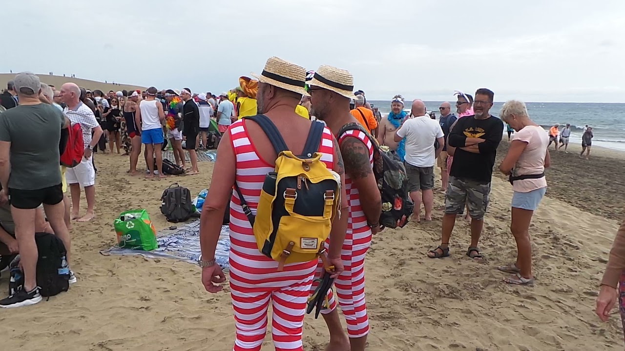 11 O'clock/11 Date/11November LGBT Ball at Playa del Inglés Maspalomas Gran Canaria 🇪🇸🏳️‍🌈🇪🇸🏳️‍🌈🇪🇸