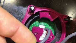 картинка: Бедная Tesla M3, через что проходят битки из США чтоб попасть на дороги в Украине.