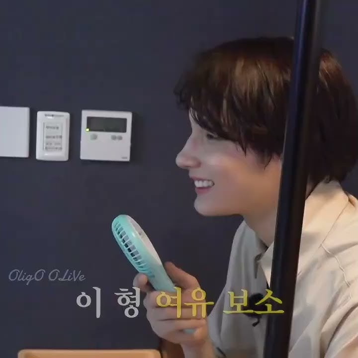 Soobin's way of reacting to his win #TOMORROW_X_TOGETHER #TXT