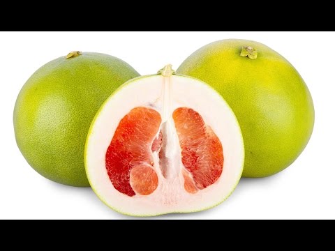 How to Pick and Peel a Pomello - Sweet and Juicy!