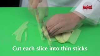 Lesson: Cutting zucchini into sticks - Fatafeat Academy - Fatafeat screenshot 3