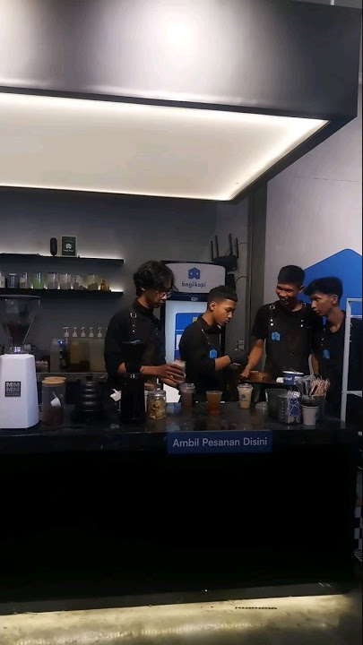 SENSASI NGOPI MALAM HARI BAGI KOPI KEMANG JAKSEL 😁 #shorts #short #youtubeshorts #shortvideo #food