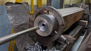 Huge 700 kg | Turning, Drilling & Boring Technique | manual lathe machine works