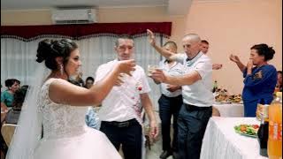Colaj minunat de melodii de masă. Duet Ion Roșu & Maria Niculiță