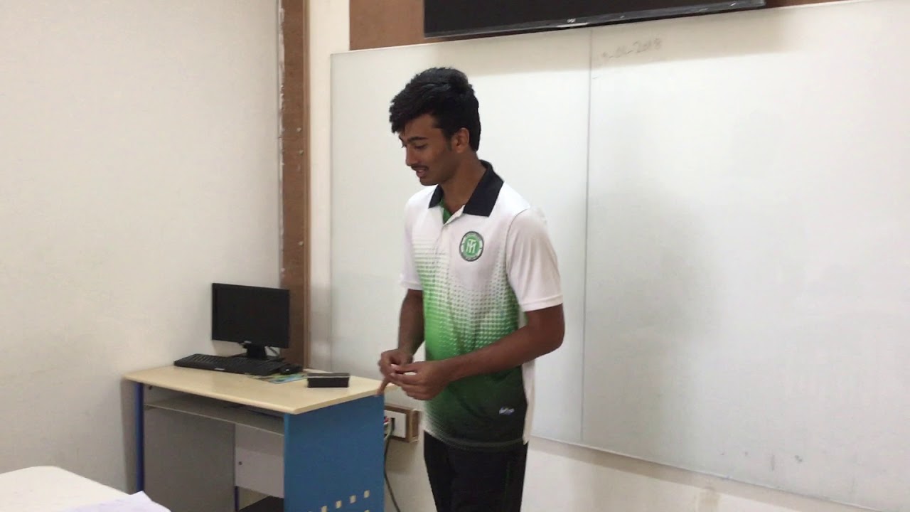 IBDP French Ab Initio student talks about 'Les Fruits' and 'Les Légumes'.