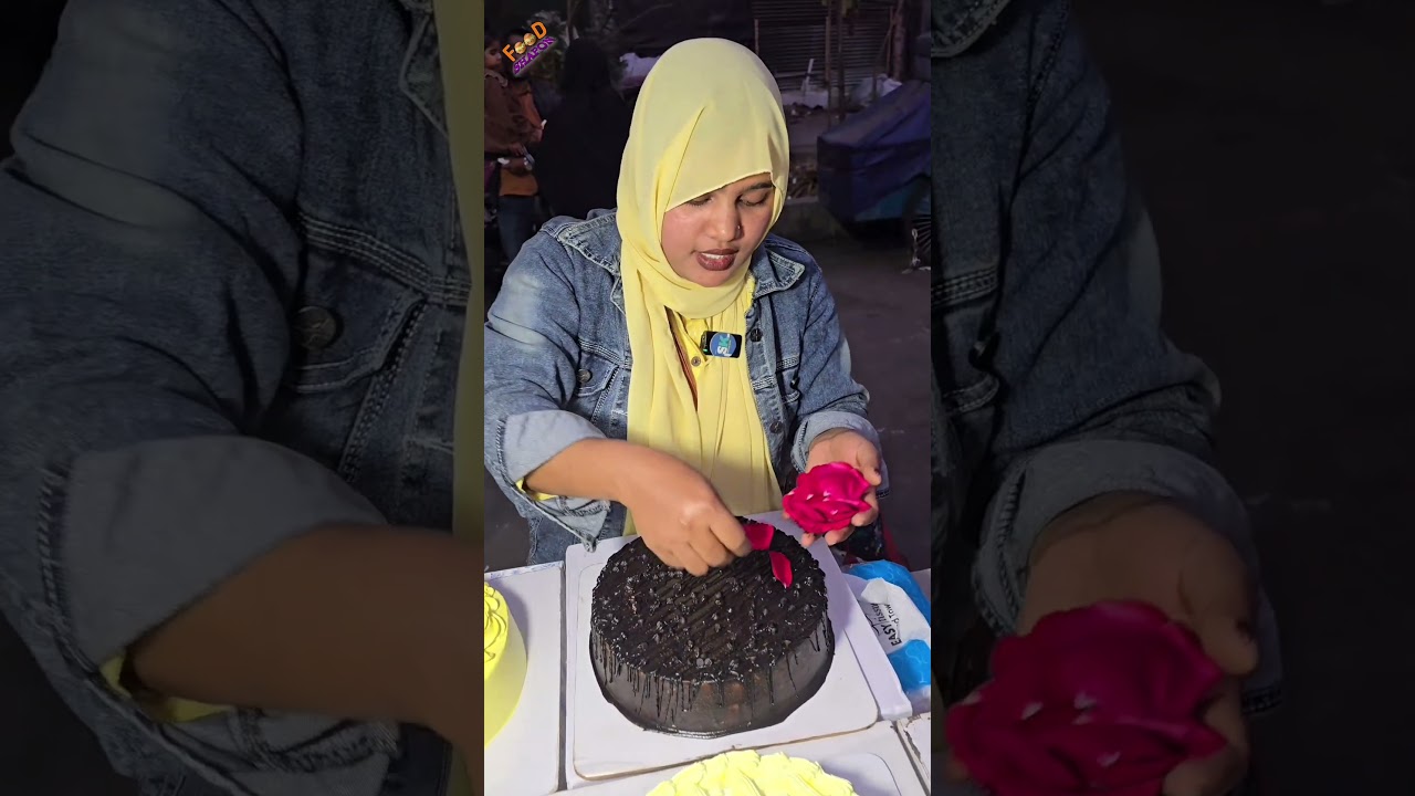 Buy a cake and get a red rose as a gift 